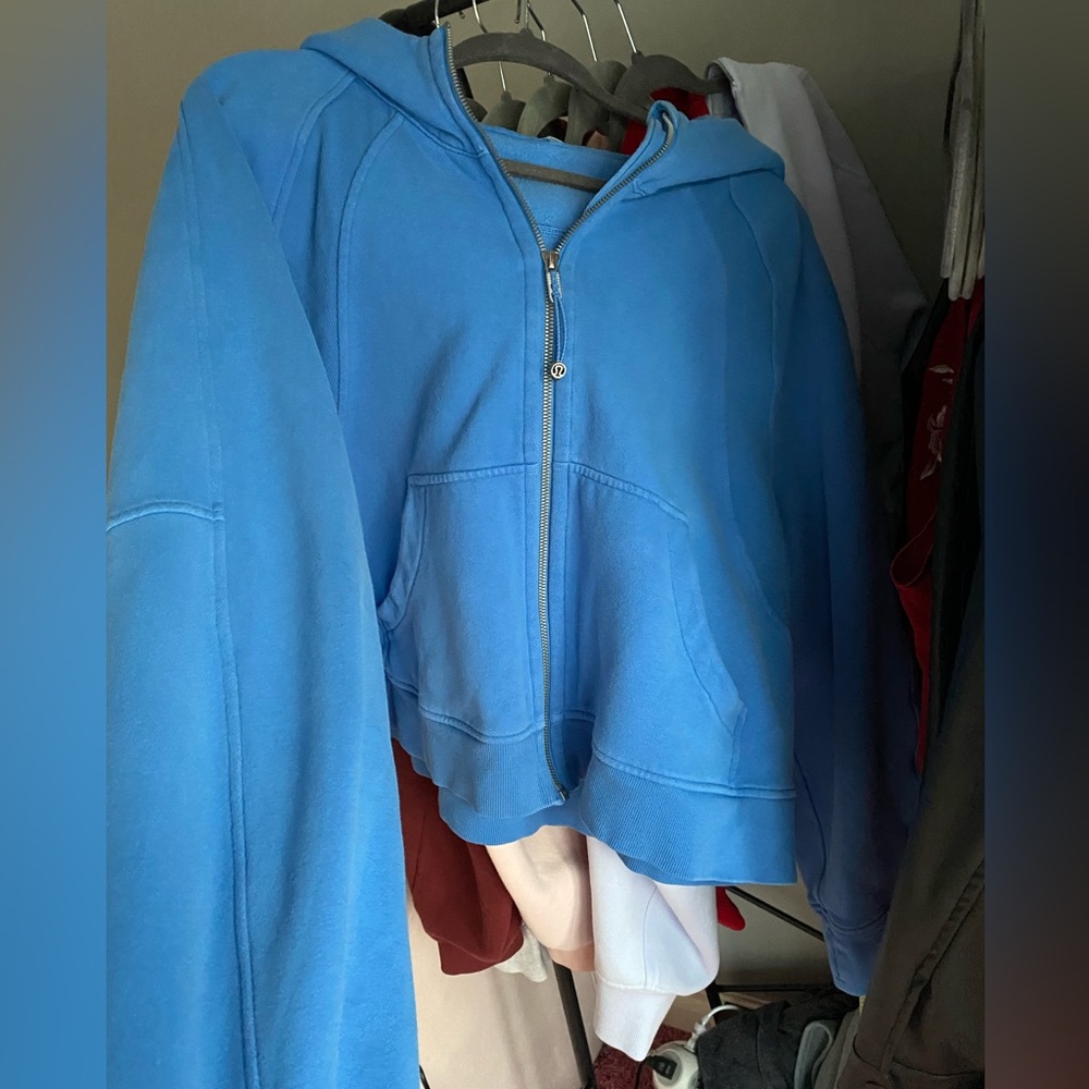 SOLD blue nile lululemon full zip scuba!